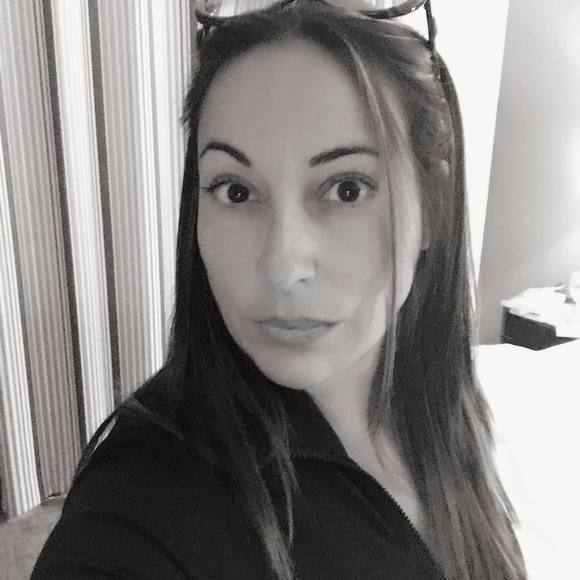 Meet your Posher, Irene - Picture 1 of 1